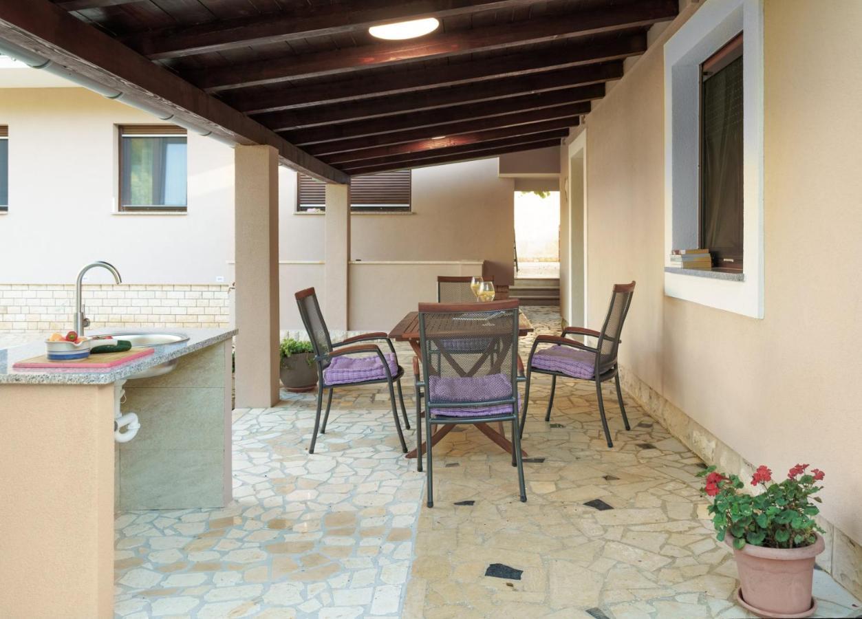 Argonave 6 Apartment Πούλα Εξωτερικό φωτογραφία